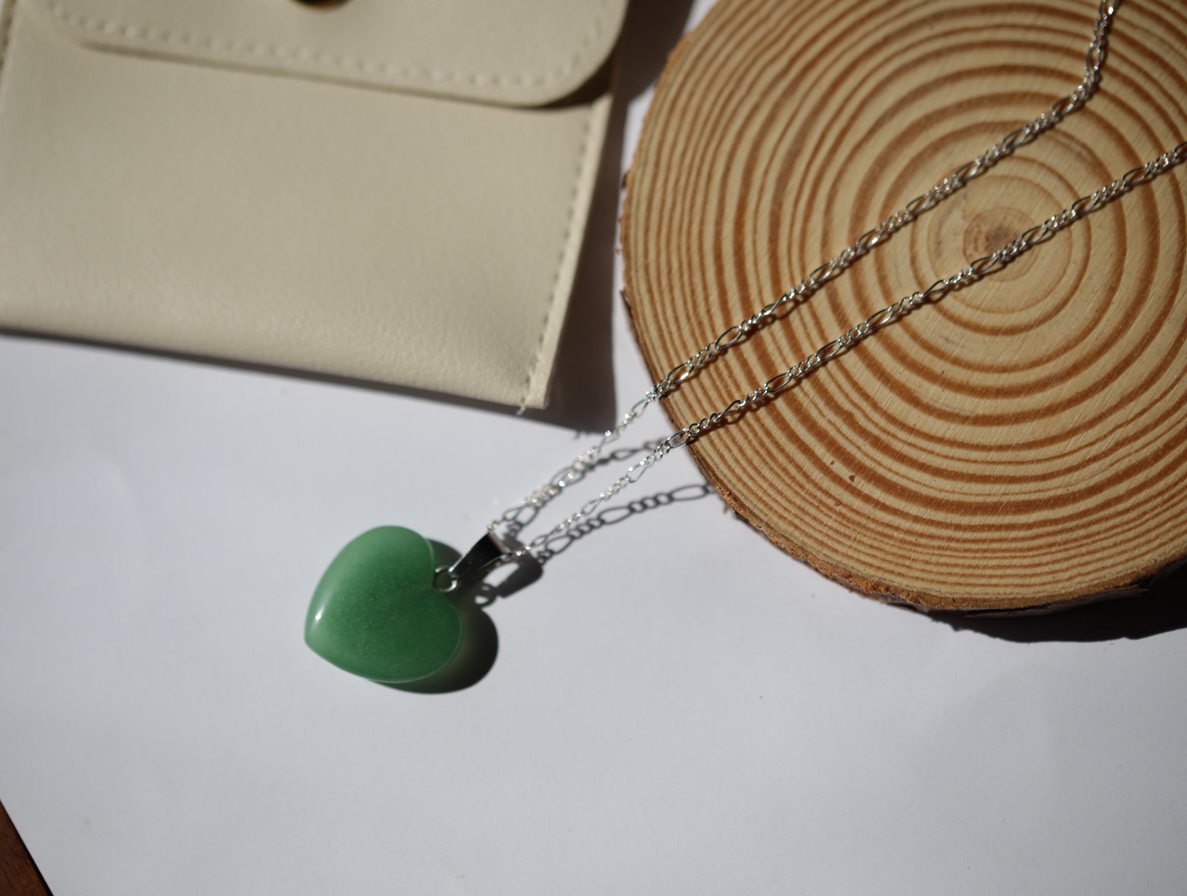 ❥ Colgante corazón de aventurina verde ♡ (Prosperidad, renovación, abundancia)