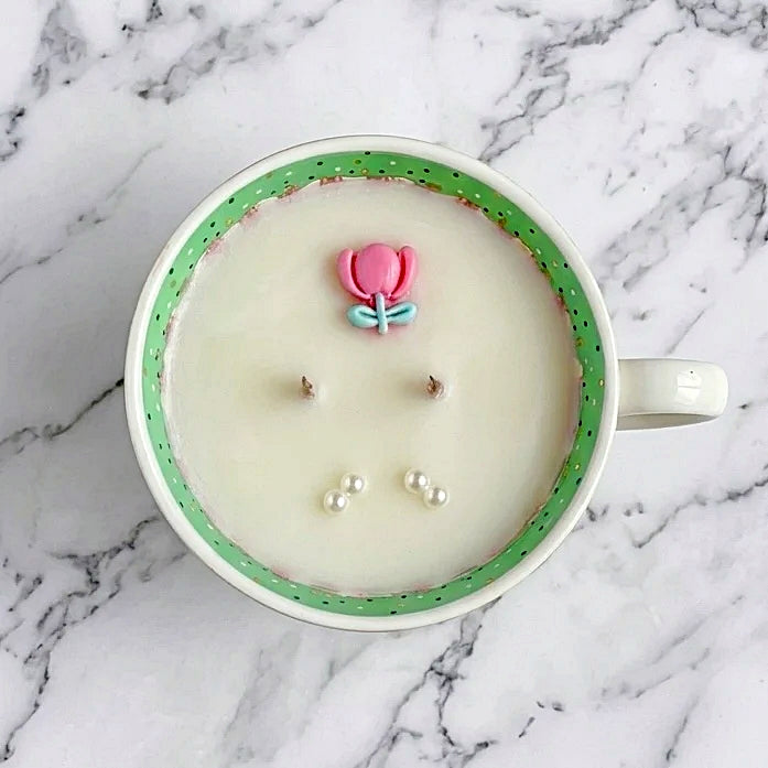 ❥ Vela en taza floral, aroma mimosa  | Edición limitada fin temporada