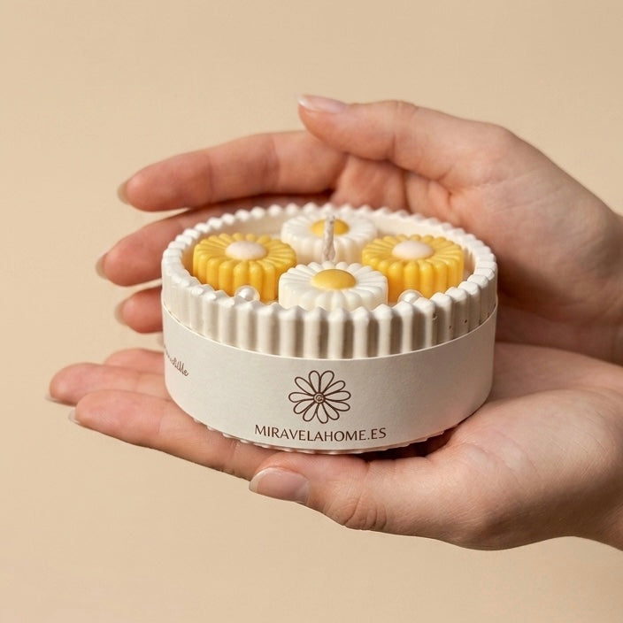 ❥ Vela mini Daisy 🌼 (Aroma floral a lilas, muguet, gardenia)